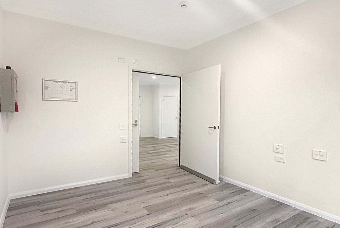 Hamlet Crescent, Rosemeadow NSW 2560 SDA Property photo 7